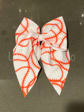 Load image into Gallery viewer, Baseball Saylor Bow