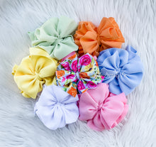 Load image into Gallery viewer, Boujee Blossom Headwrap