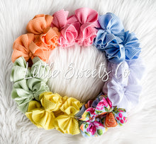 Load image into Gallery viewer, Boujee Blossom Piggie/Biggie Sets